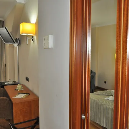 מלון Sercotel Playa Canteras 4*